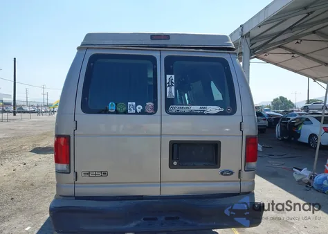 2001 Ford E-250 Recreational из США, поврежденный, VIN 1FDNS24L91HB05876